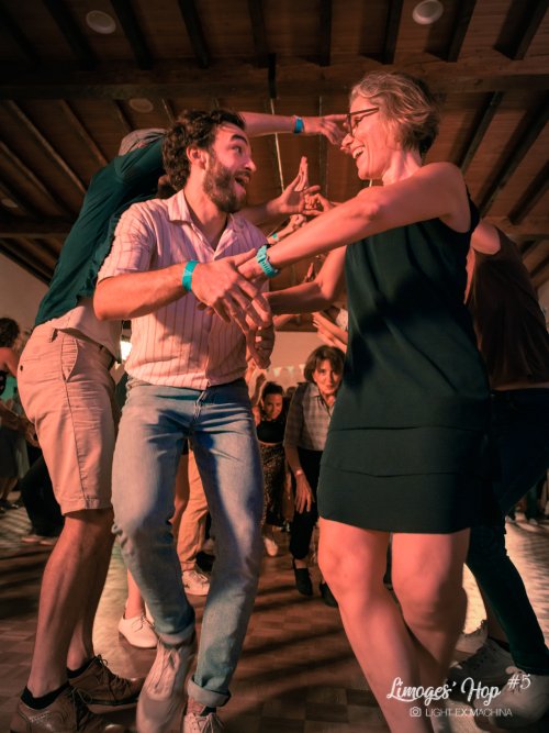 Limoges'Hop #5 - soirée d'ouverture du vendredi

Partage libre à des fins non promotionnelles ou commerciales, en créditant l'auteur (@lightexmachina).

© Alexandre - LIGHT EX MACHINA 2023, tous droits réservés.